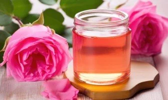 Aroma acqua di Rosa per dolci da usare in molte preparazioni culinarie